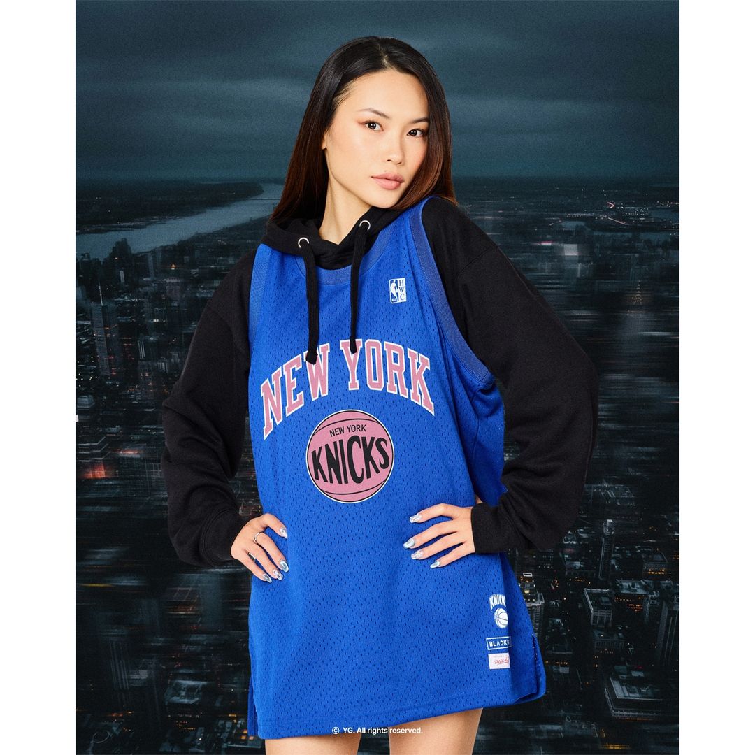 New York Knicks Mitchell & Ness X Blackpink Hardwood Classics Swingman Jersey - Blue - Limited Edition